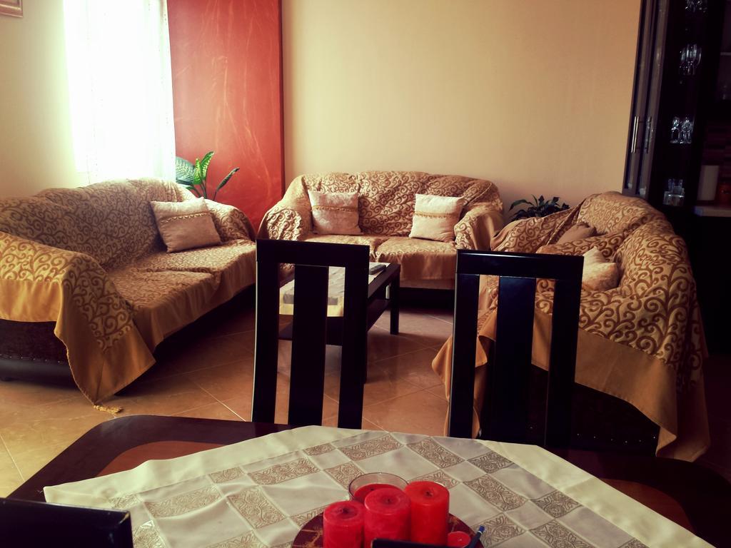 Apartment Angel Sarandë 객실 사진